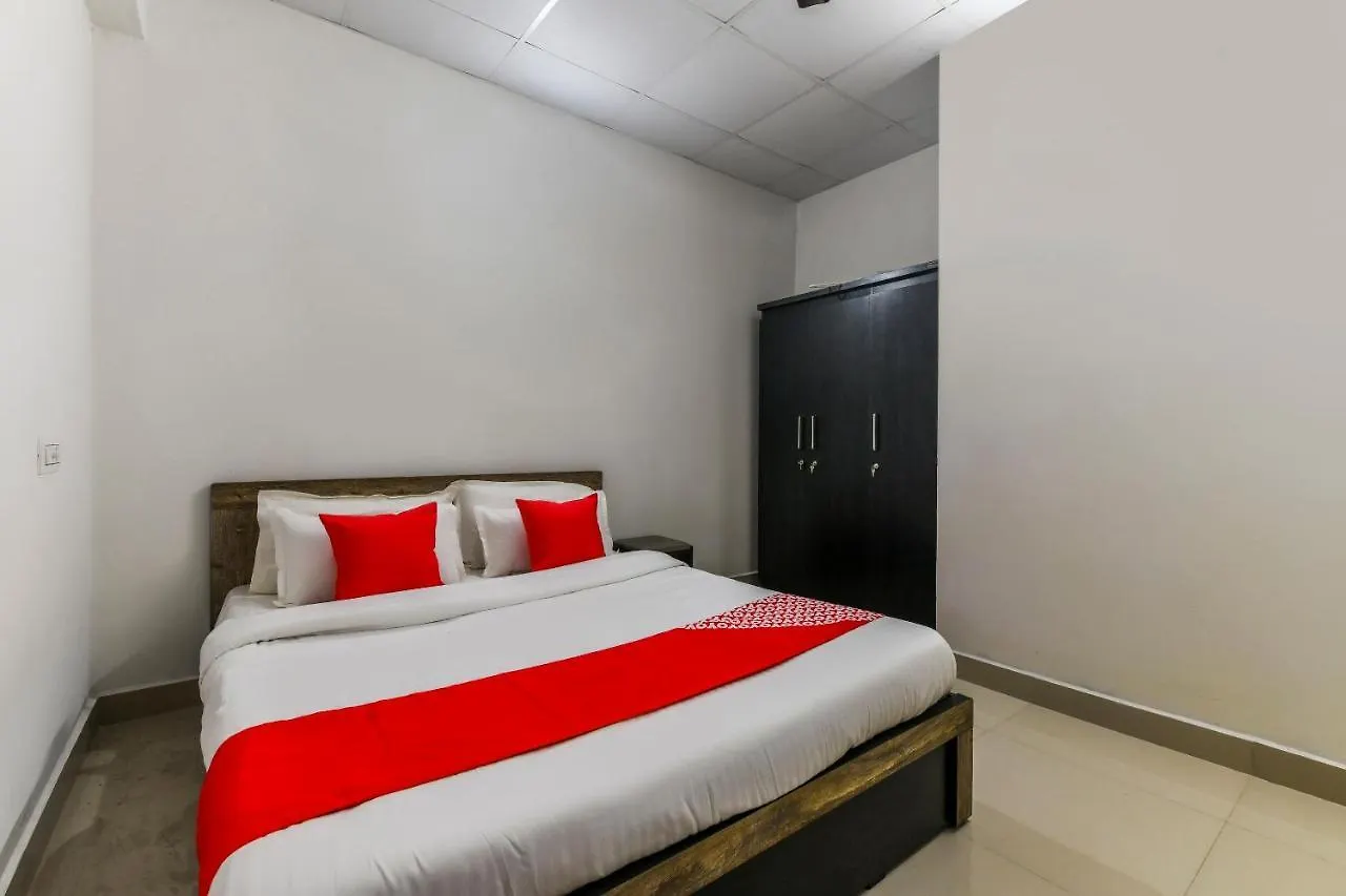 Flagship 66410 B&B Apartments Pathanāmthitta Indie