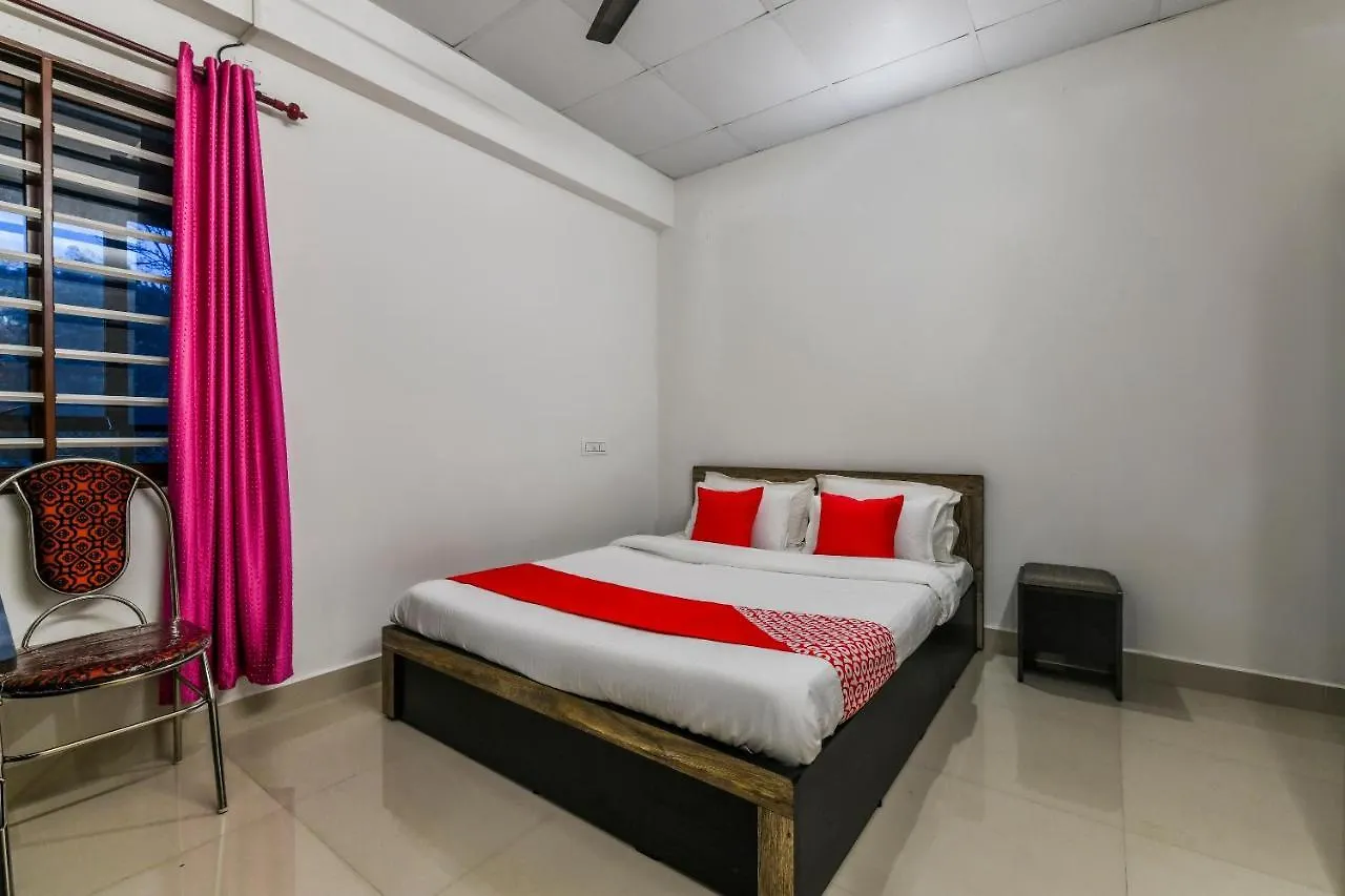 Flagship 66410 B&B Apartments Pathanamthitta 3*,  India